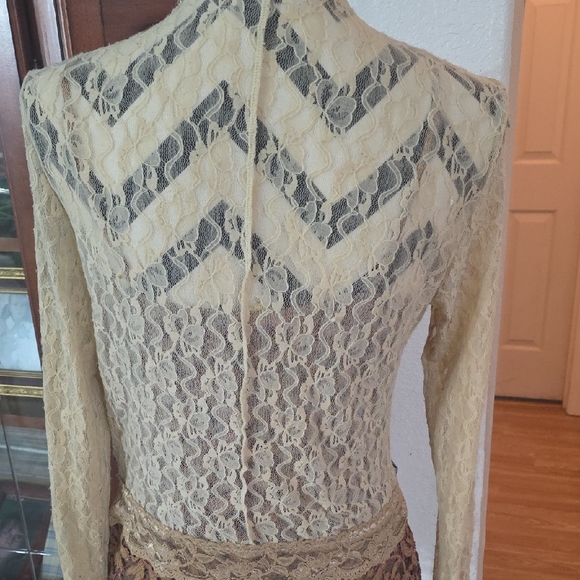 Jaipur Multicolor Paisley Jacket with Lace Details - Picture 2 of 6